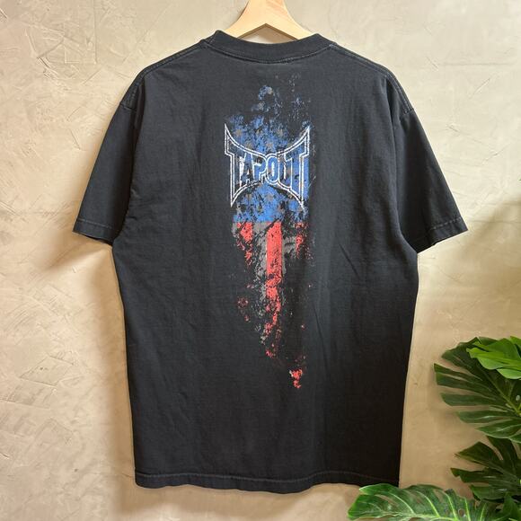 Tapout American Flag Large Y2K Faded Graphic Shirt - Picture 3 of 3